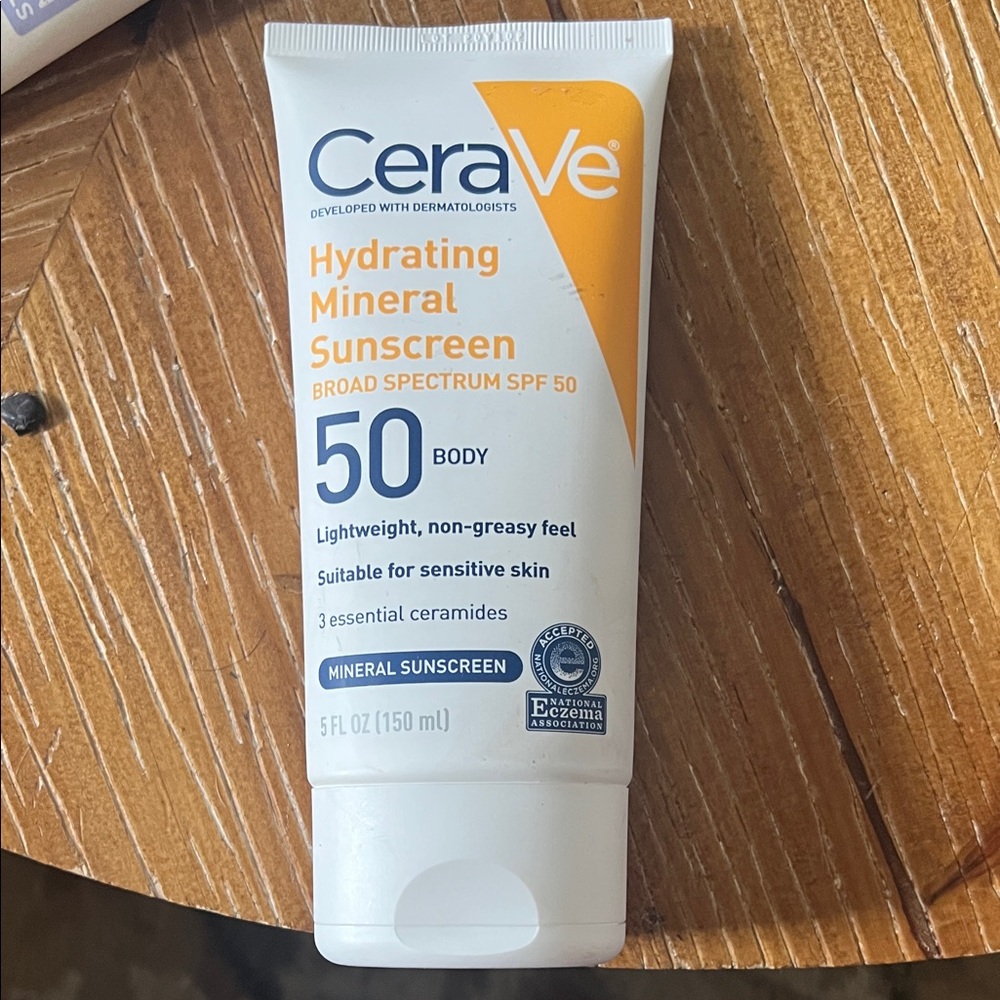 Cerave  Mineral Sunscreen SPF 50 - exp 12/26 no box